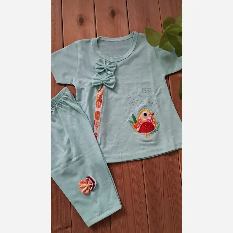 ست اقتصادی تیشرت و شلوارک ملانژ دخترانه مدل جوجه سایز 35 و 40 - تصویر 8