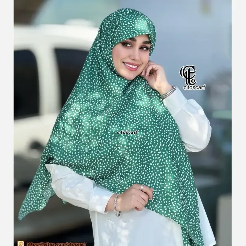 روسری نخی کاستوم طرح سپید قواره 110 دور دوخت بدون لیز خوردگی - تصویر 2