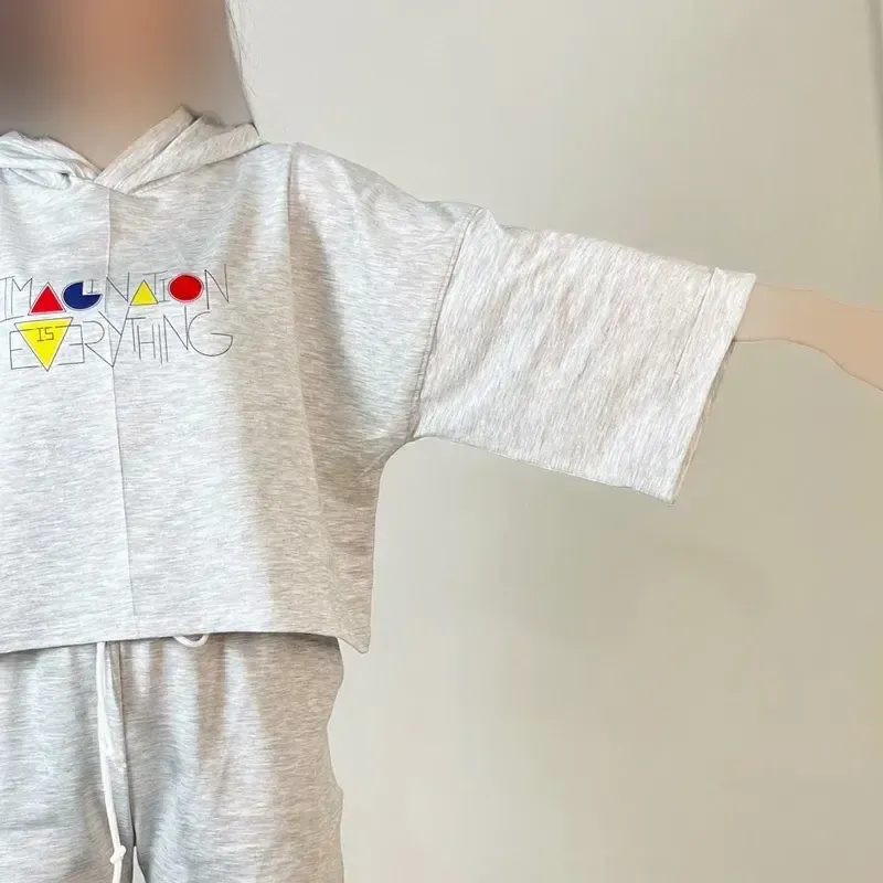 کراپ تیشرت باکسی چاپدار جنس گلکسی - تصویر 3