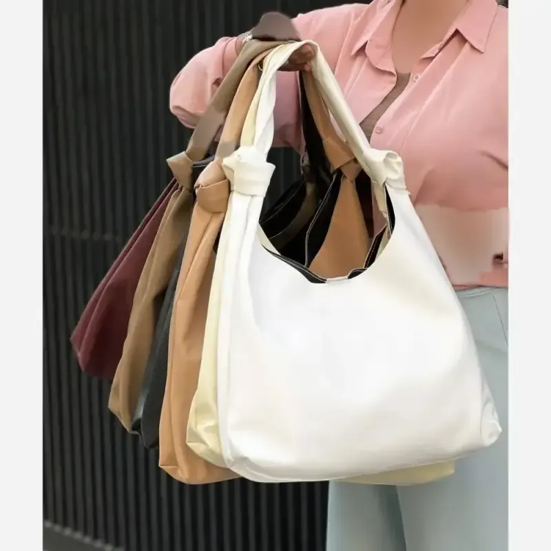 کیف زنانه شرانگ خارجی بند گره به همراه کیف آرایش سایز 33-38 - تصویر 3