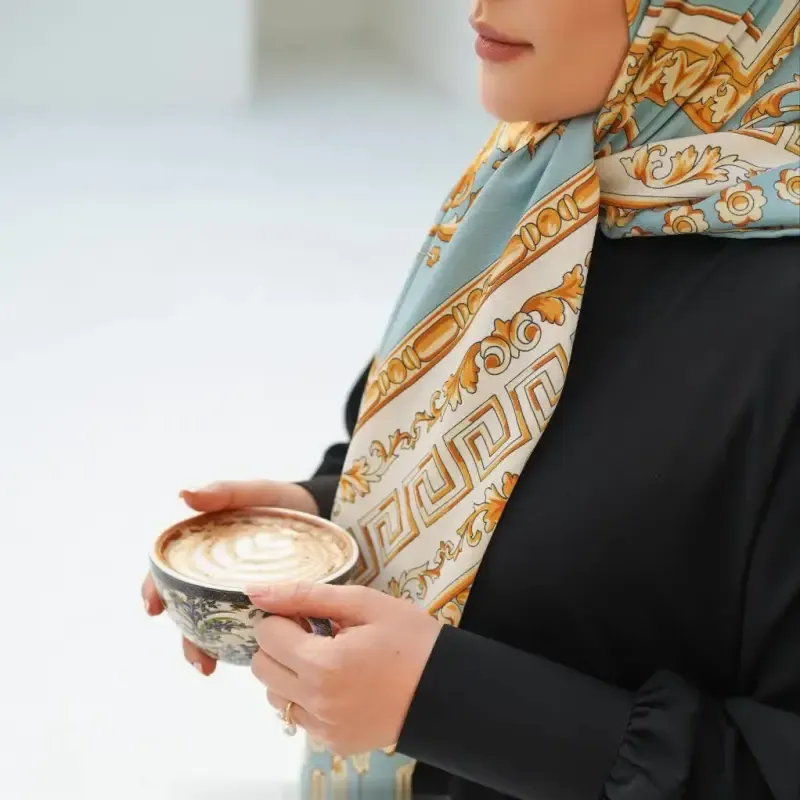 مانتو عبایی عربی مدل بهاره جنس کرپ سوپر الیزه یقه گرد - تصویر 3