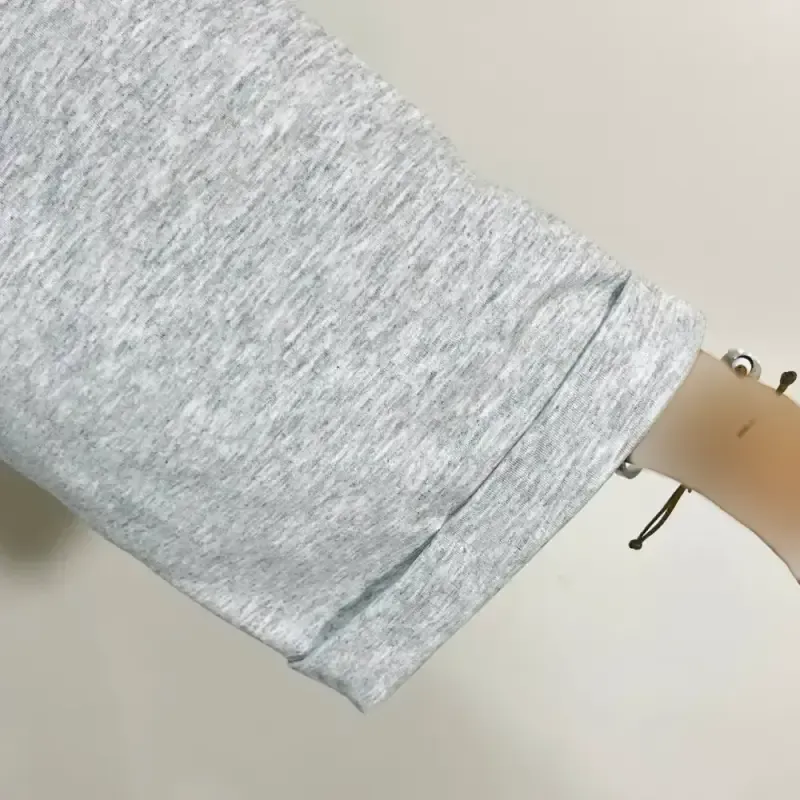 تیشرت کراپ باکسی کلاه دار جنس گلکسی - تصویر 4