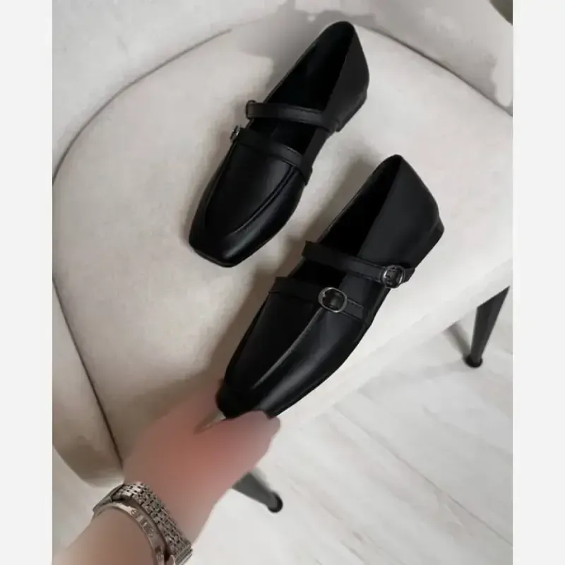 کالج زنانه جدید راحت و باکیفیت رنگ مشکی و قهوه ای سایز 37 تا 40 - تصویر 2
