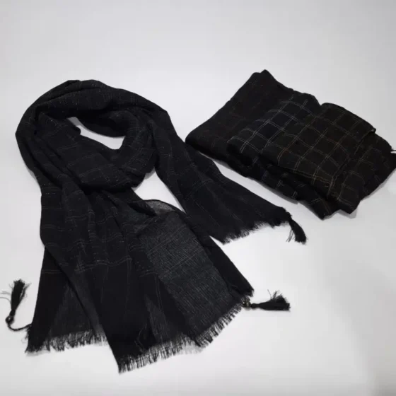 شال برشکا دور ریش منگولهدار خاکستری جنس درجه یک فوقالعاده سبک