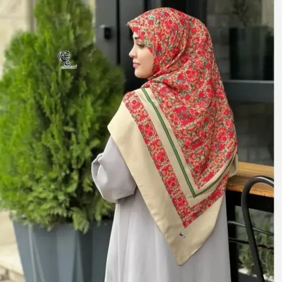 روسری نخ کاستوم طرح گلی سایز 140