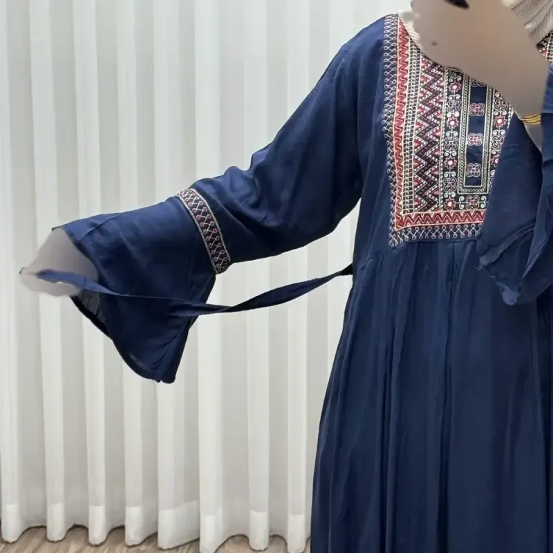 پیراهن نخی گلدوزی شده زنانه مدل مانیا فری سایز مناسب تا سایز 48 - تصویر 8
