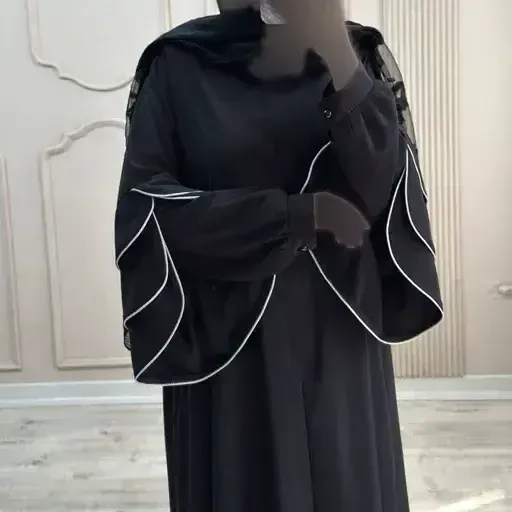 عبای زنانه مدل لاله مشکی جت بلک آستین لاله ای فرم آزاد - تصویر 2