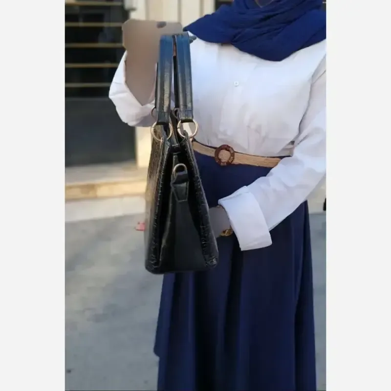 کیف زنانه جنس لیزارد رنگ مشکی بند دستی و دوشی - تصویر 4