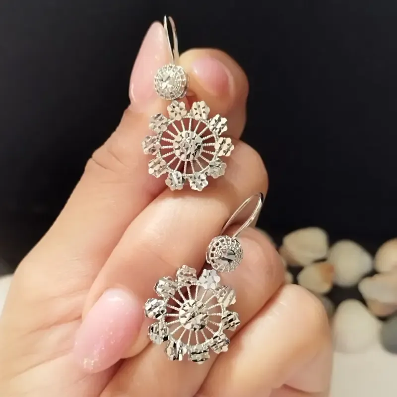 گوشواره نقره زنانه بی اس جی سیلور عیار 925 آویز طرح گل سوپر تراش روکش طلا سفید - تصویر 4