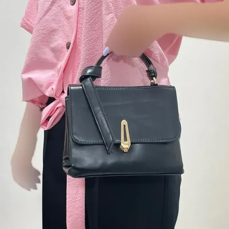 کیف دستی و دوشی زنانه دوزیپ جنس بیاله کد 1383 ابعاد 20x17x11 سانتیمتر - تصویر 8