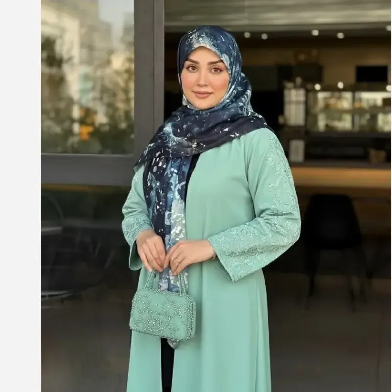 روسری نخ طرح زحل مناسب تیپ اسپرت و مجلسی - تصویر 13