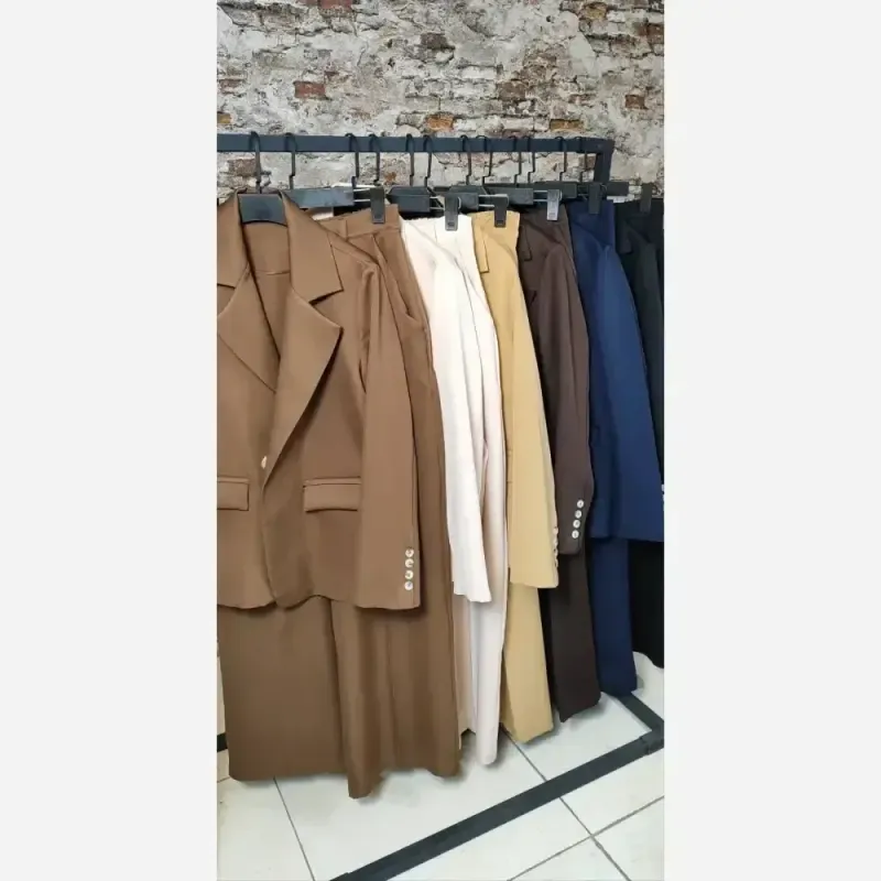 ست کت و شلوار زنانه مدل غزل جنس مازراتی دبل گرم بالا - تصویر 7