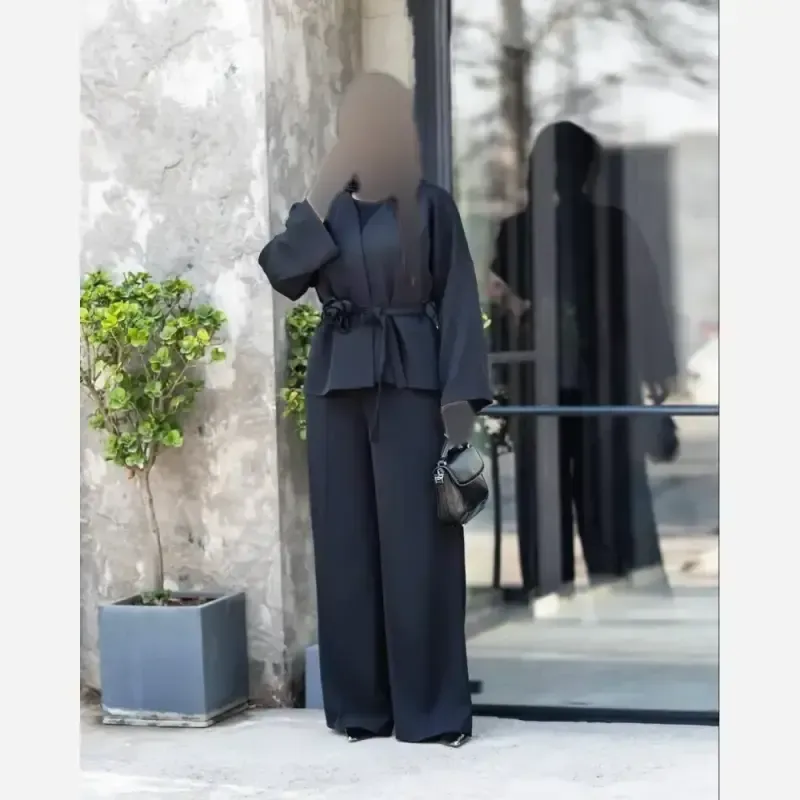 کت و شلوار زنانه مشکی مدل خانم گل جنس کرپ پارکر فیری سایز - تصویر 2