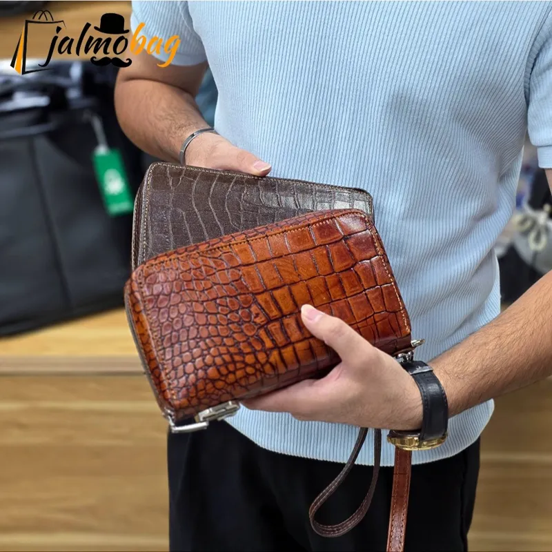 کیف دستی پاسپورتی چرم طبیعی مردانه و زنانه مدل مچی و دستی - تصویر 4